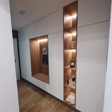 Apartment мегилукс 2